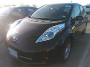 Черный Nissan Leaf SV 2014